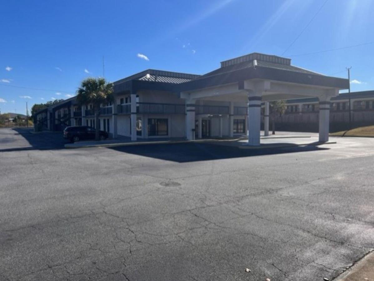 Dublin Inn And Suites Exterior foto